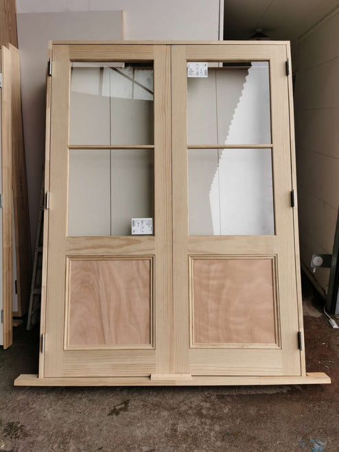 EXTERIOR DOUBLE FRENCH DOOR SET