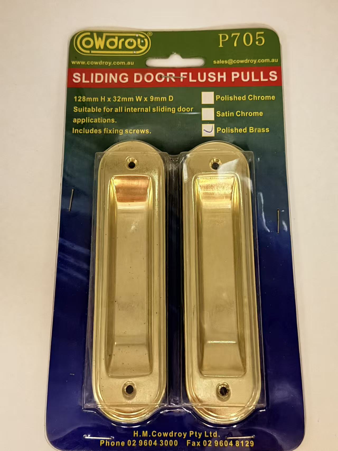 P705 Flush Pull Round